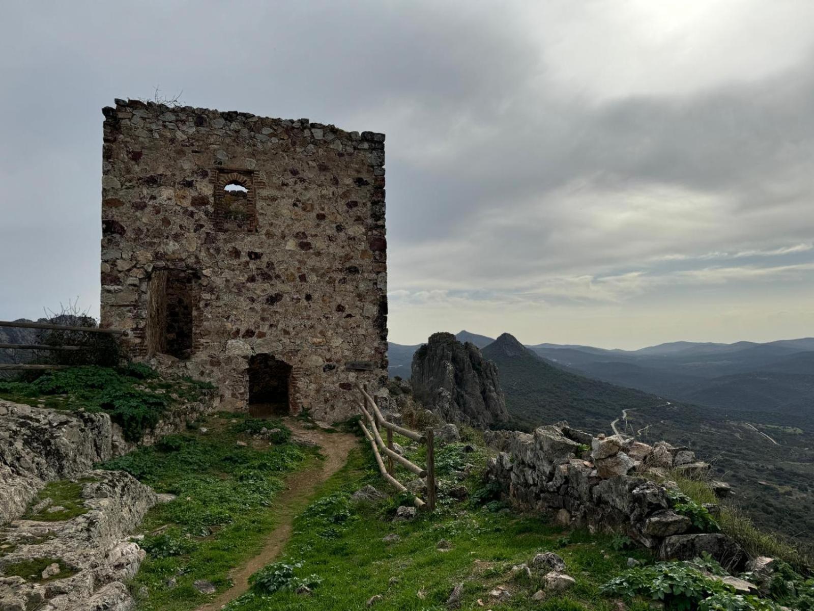 Pensjonat Alma De Villuercas Cabañas del Castillo Zewnętrze zdjęcie